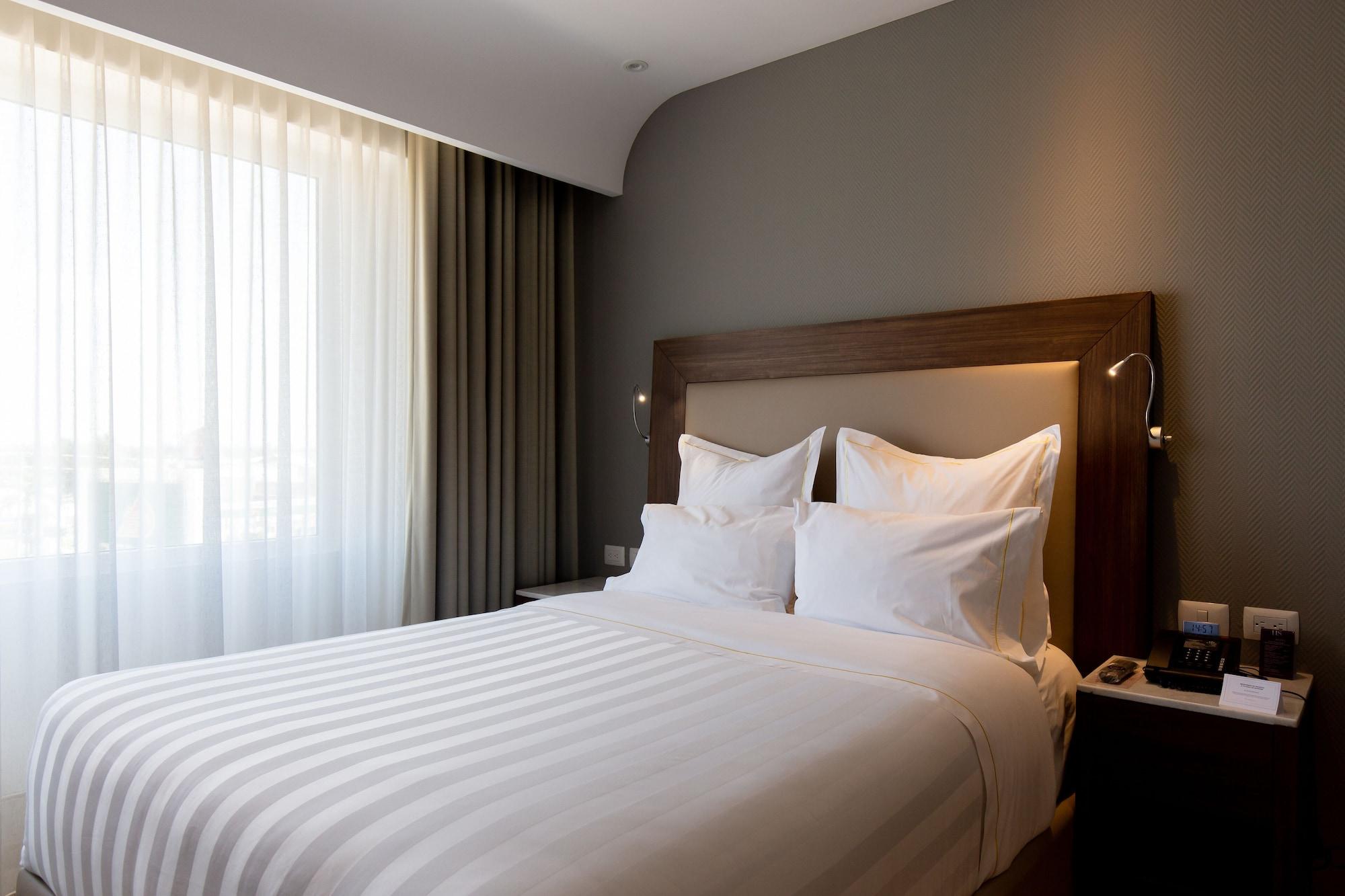 Hs Hotsson Hotel Irapuato Dış mekan fotoğraf